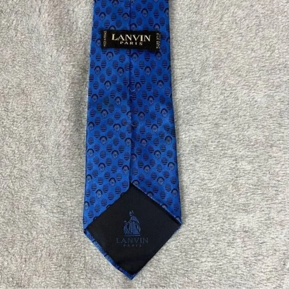 LANVIN MENS SILK TIE BLUE WITH PATTERN